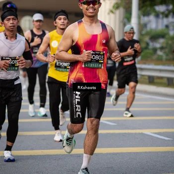 Runner Photo 6418340