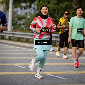 Runner Photo 6418342