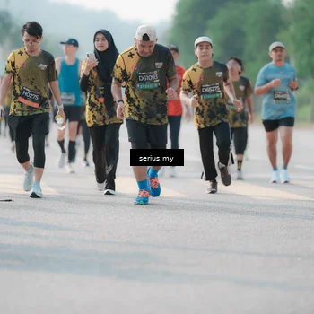 Runner Photo 6418357