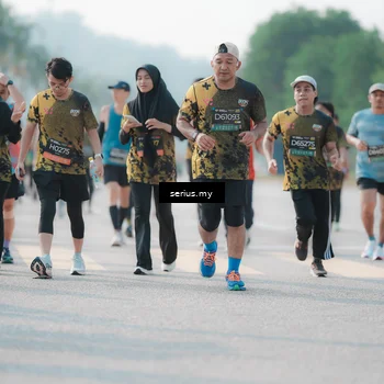 Runner Photo 6418361