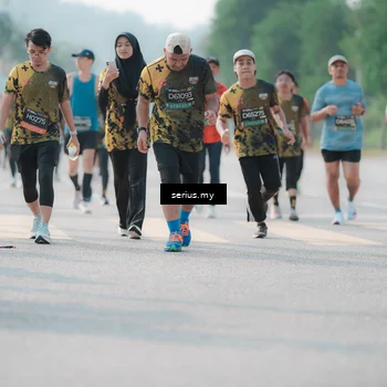 Runner Photo 6418363