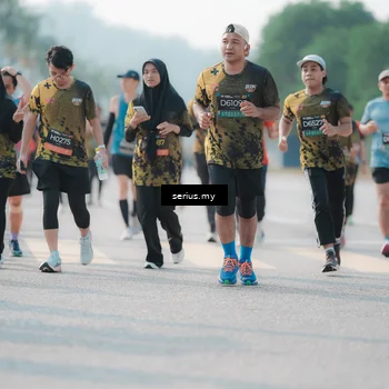 Runner Photo 6418364