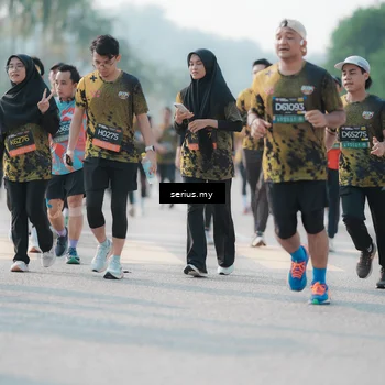 Runner Photo 6418373