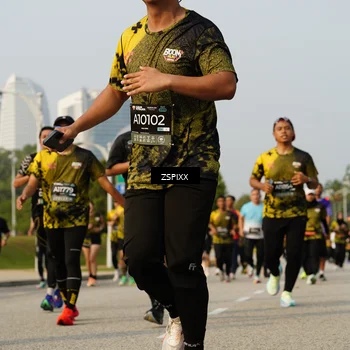 Runner Photo 6418375