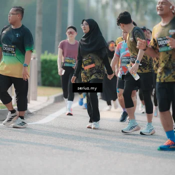 Runner Photo 6418390
