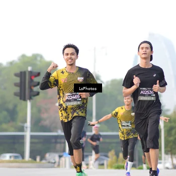 Runner Photo 6418402