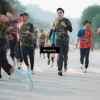 Runner Photo 6418403