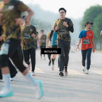 Runner Photo 6418412
