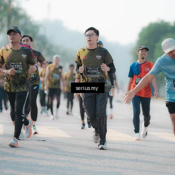 Runner Photo 6418414
