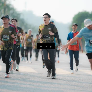 Runner Photo 6418417