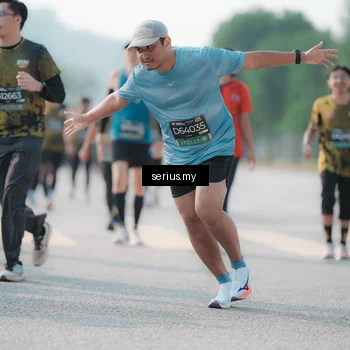 Runner Photo 6418421