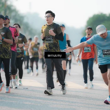 Runner Photo 6418422