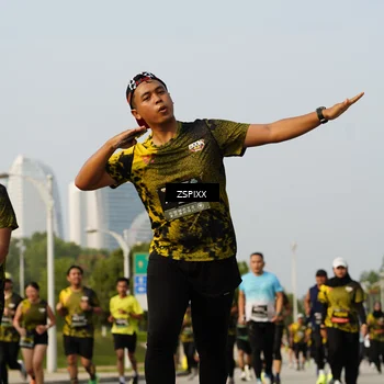 Runner Photo 6418448