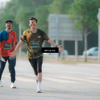 Runner Photo 6418467