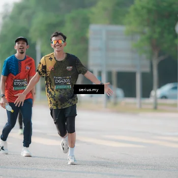 Runner Photo 6418468