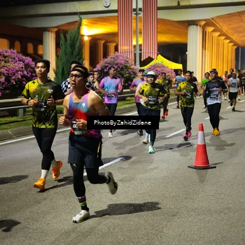 Runner Photo 6418469