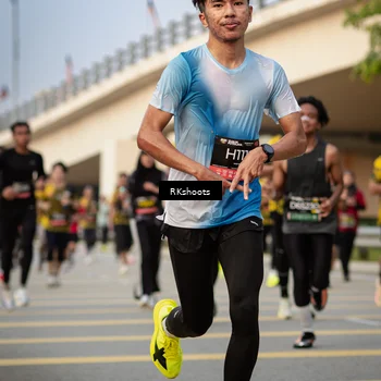 Runner Photo 6418478