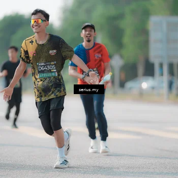 Runner Photo 6418479