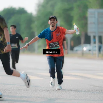 Runner Photo 6418480