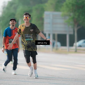 Runner Photo 6418481