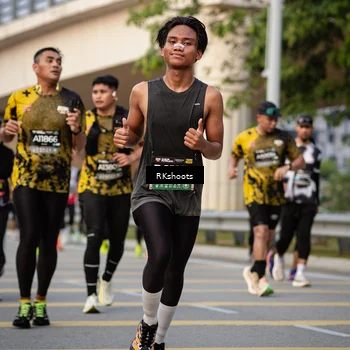 Runner Photo 6418482