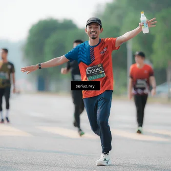 Runner Photo 6418493