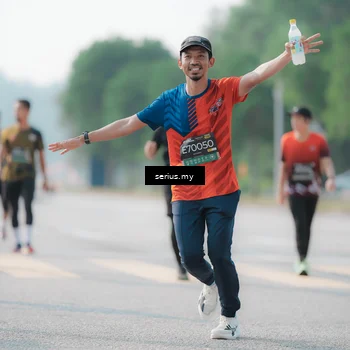 Runner Photo 6418504