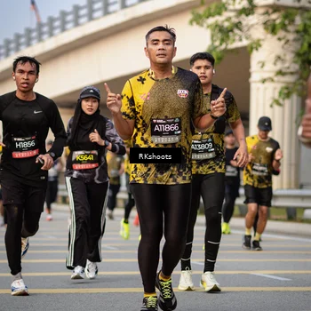 Runner Photo 6418518