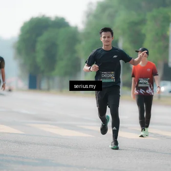 Runner Photo 6418534
