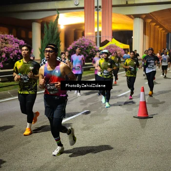 Runner Photo 6418535