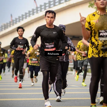 Runner Photo 6418553