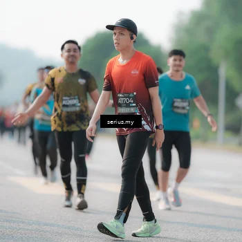Runner Photo 6418590