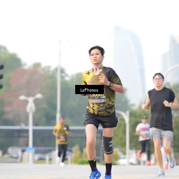 Runner Photo 6418609