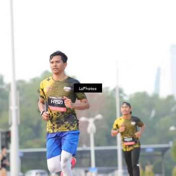 Runner Photo 6418621