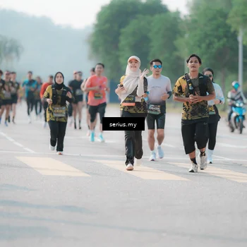 Runner Photo 6418624
