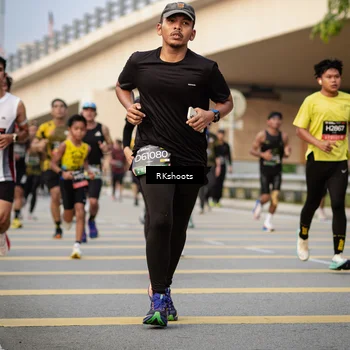 Runner Photo 6418627