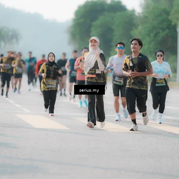 Runner Photo 6418628