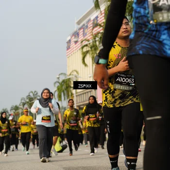 Runner Photo 6418636