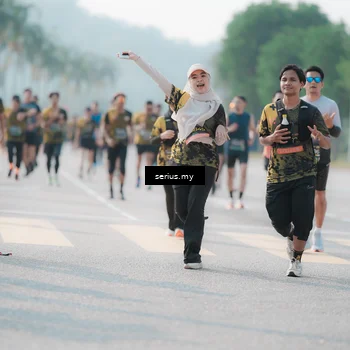 Runner Photo 6418639