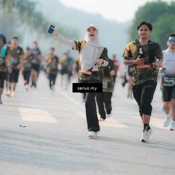 Runner Photo 6418658