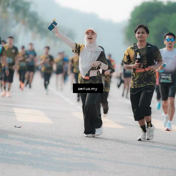 Runner Photo 6418662