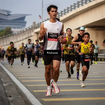 Runner Photo 6418667