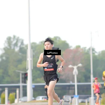 Runner Photo 6418679