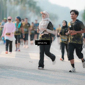 Runner Photo 6418690