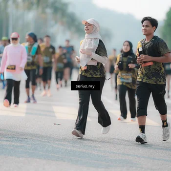 Runner Photo 6418693
