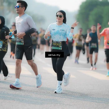 Runner Photo 6418704