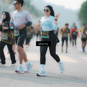 Runner Photo 6418713