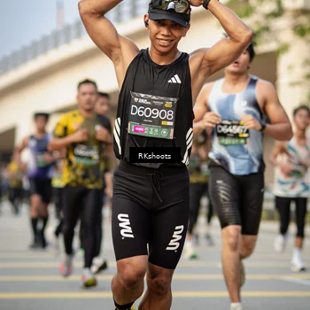 Runner Photo 6418715