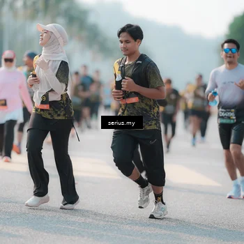 Runner Photo 6418722