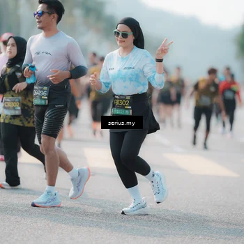 Runner Photo 6418723